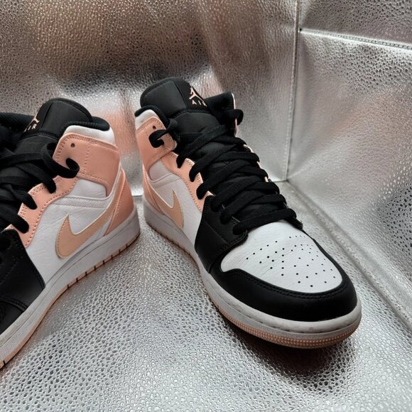 Size 9 Nike Air Jordan 1 Mid Mens White Artic Orange Black‎ Sneaker 554724-133 main image 7
